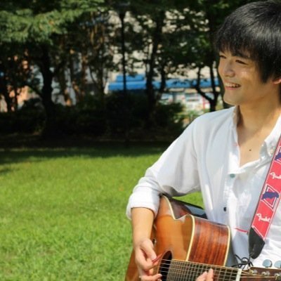 鎌形けんすけ