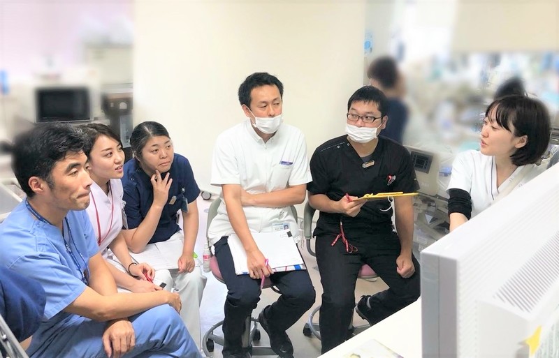 人工呼吸器ラウンドの様子