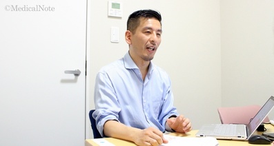 子どもの肘の亜脱臼「肘内障」とはー「子どもの腕が動かない」「肩が外れた?」時の対処法