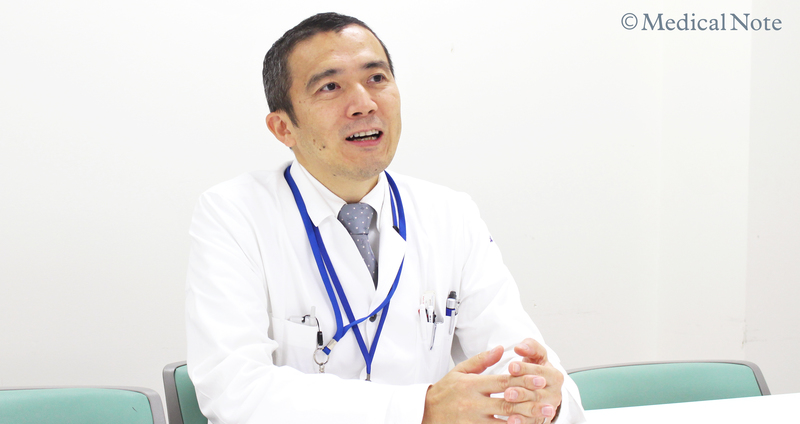 皮膚が硬くなるのは強皮症の症状?全身の皮膚や内臓が硬くなる「強皮症」という病気