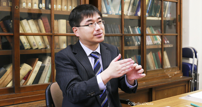 皮膚動脈炎(皮膚型結節性多発動脈炎)とは−皮膚に多彩な症状があらわれる血管炎のひとつ