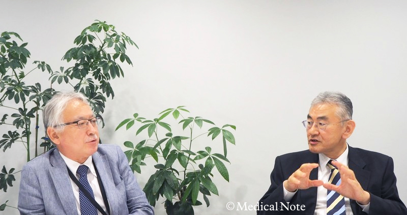 対談 難聴と認知症のかかわりとは(前編)難聴は認知症発症に関わるリスクのひとつ
