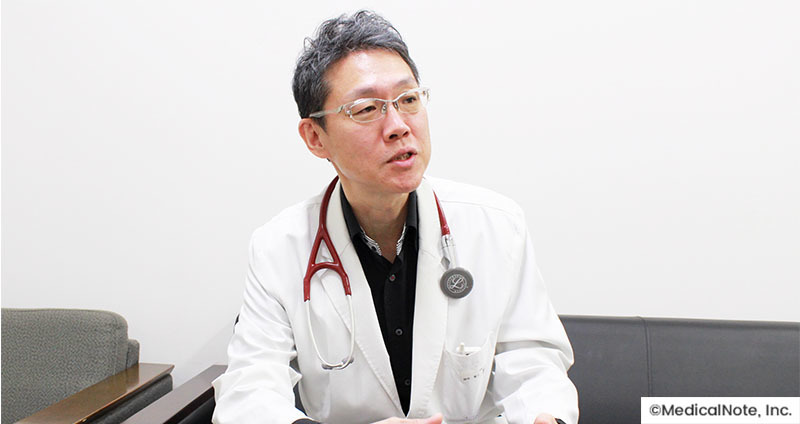 大動脈弁膜症(大動脈弁狭窄症・大動脈弁閉鎖不全症)とは?症状や治療法