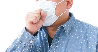 「急性咽頭炎」の原因を医師が解説-人にうつるの?仕事や学校は休むべき?