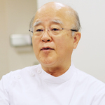 亀山 雅男