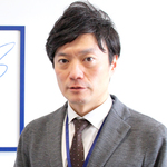 山末 英典