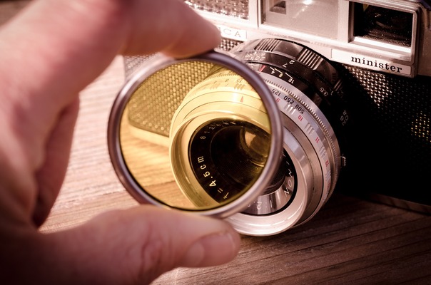 インスタグラムの画像/投稿をWebサイトに埋め込み表示する方法と注意点のイメージ