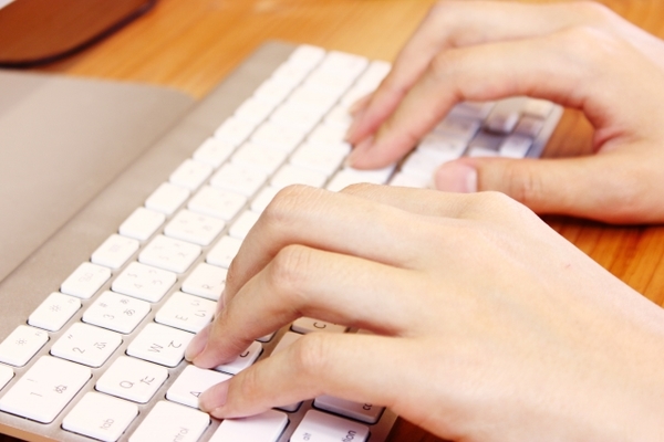 Gmailの引用返信!部分引用や引用符付きの複数引用での返信方法を解説のイメージ