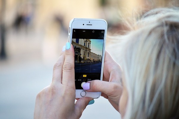 LINEアルバムの写真を保存する方法!一括保存や選択保存の方法は?のイメージ