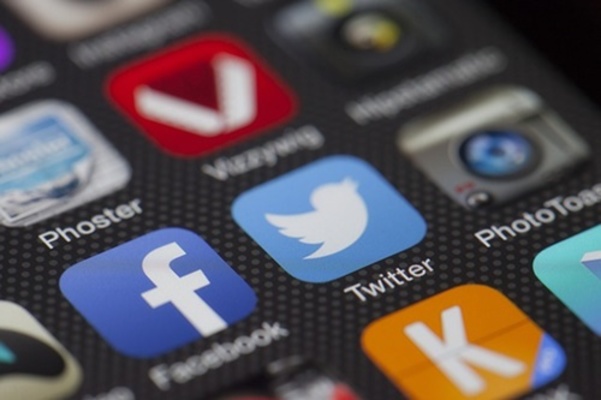 Twitterアナリティクスの使い方!分析・解析方法を徹底解説のイメージ