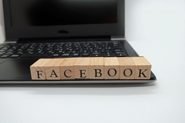 Facebookで下書きを保存・作成・編集する方法のイメージ