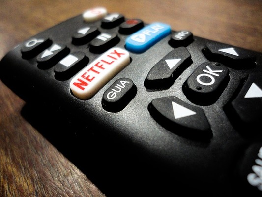 Netflix(ネットフリックス)動画のダウンロードとオフラインでの視聴方法のイメージ