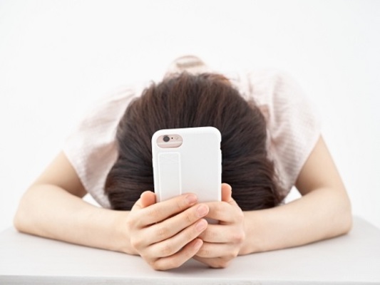 iPhoneの電話の着信音がならない時の対処法!確認すべき部分は?のイメージ