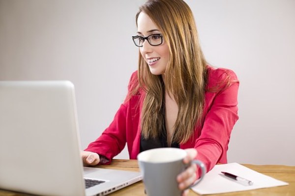 Skype IDの確認方法!メールアドレスや電話番号での取得や確認方法は?のイメージ