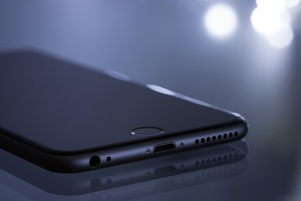 iPhoneの購入履歴を削除/非表示にする方法!【iOS11,12】のイメージ