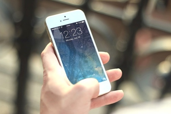 iPhoneで楽天Edyを使う方法!ApplePayとの違いは?のイメージ