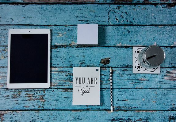 iPadで「充電していません」表示のときの原因/対処法!のイメージ