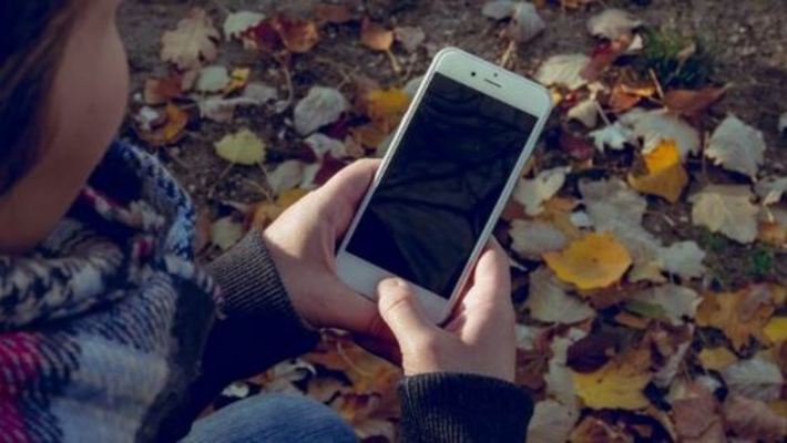 【iOS12】iPhoneのブックでPDFファイルを閲覧できないときの解決方法!のイメージ