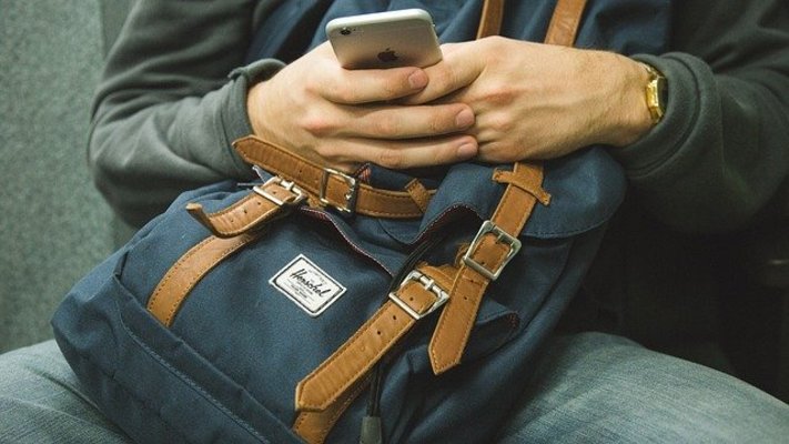 LINEの「ホームタブ」のメニューの並び替え/カスタマイズ方法を解説!のイメージ