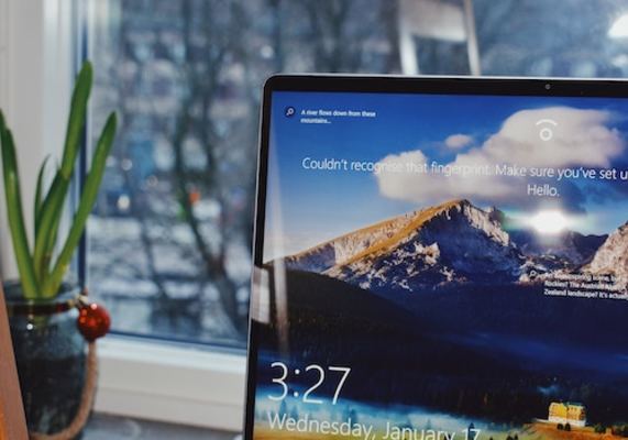 【Windows10】「SDカード」の使い方を解説!のイメージ