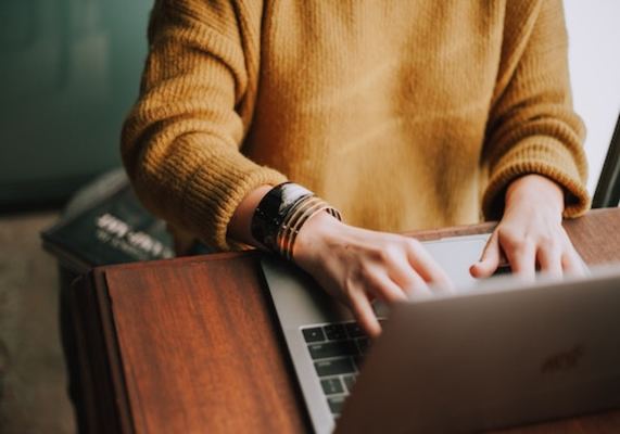 MacのDNS設定を「8.8.8.8」に変更する方法を解説!のイメージ