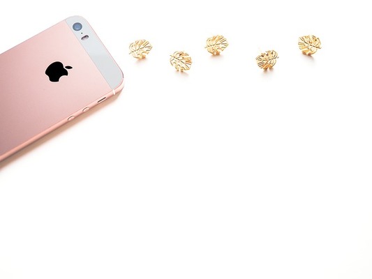 iPhoneを本体だけ購入してデータ移行する方法!一番安く買うには?のイメージ
