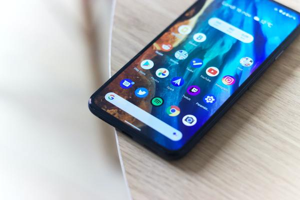 【Android】アプリをダウングレード/旧バージョンをダウンロードする方法のイメージ