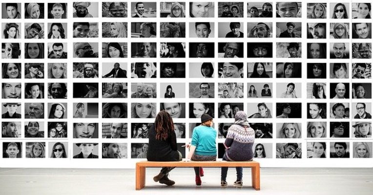 コメントビューア(コメビュ)のおすすめは?YouTube・ツイキャスなど配信サイト別に紹介のイメージ
