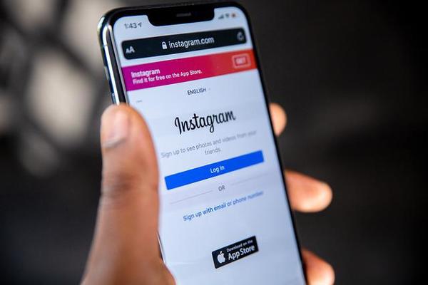 インスタで自分の投稿を見せないようにミュート/非表示設定できる?のイメージ