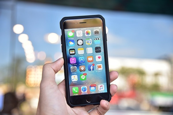 iPhone12のスクリーンショットのやり方!ボタンやアクセシビリティでの撮影方法を解説のイメージ