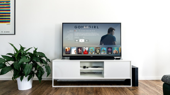 Netflixの値段は?月額料金プランの違いや値上げについても解説!のイメージ