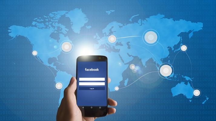 Facebookの引き継ぎ方法!機種変更でアカウントのバックアップやデータ移行は?のイメージ