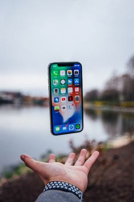 iPhoneでzipファイルを解凍して開く方法!アプリで圧縮された内容を確認しよう!のイメージ