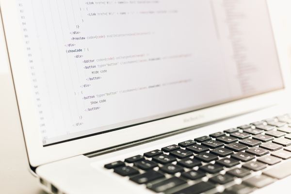 Macbookはどれがおすすめ?性能の違いを比較して選び方を紹介!のイメージ