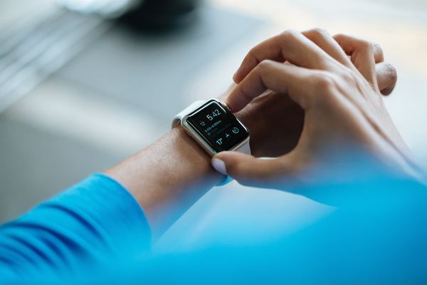 Apple Watch Series3とSeries4のスペックやデザインの違いを比較!のイメージ