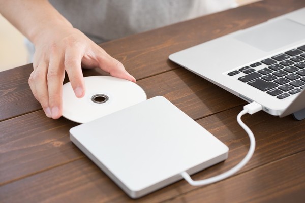 MacでDVDをコピー(複製)する方法!レンタルDVDのダビングについても解説のイメージ