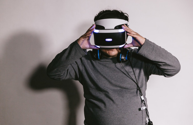 AR・VR・MR・SRとは?それぞれの違いと活用事例を合わせて解説!のイメージ