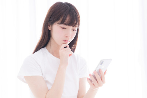 iOS12 iPhone「Siriからの提案」を消す方法!ロック画面からの削除方法も解説!のイメージ