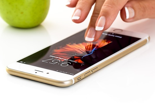 iPhoneの強制終了・強制再起動する方法を機種別に解説!強制操作の注意点も紹介!のイメージ