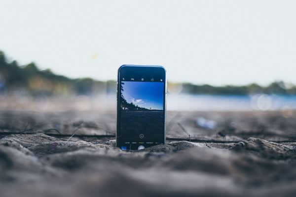 iPhone8/iPhoneX画面の録画方法!標準アプリやパソコンで録画する方法を紹介!のイメージ