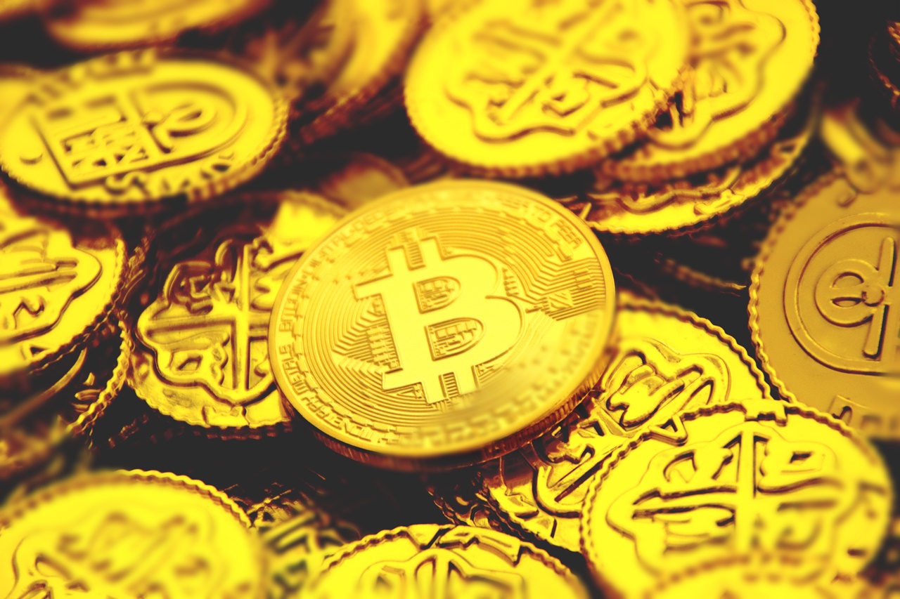 ビットコインが暴落した原因とは?今後の予想や影響も解説!のイメージ