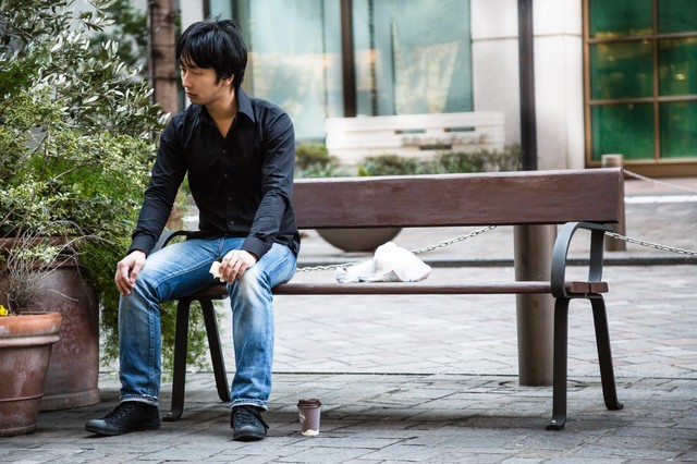 社内ニートの原因と特徴を解説!勤務中に仕事がなくなる人の対処法とは?のイメージ