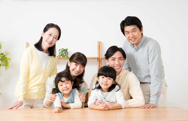 「扶養親族」とは何?定義や加入条件などをわかりやすく解説!のイメージ