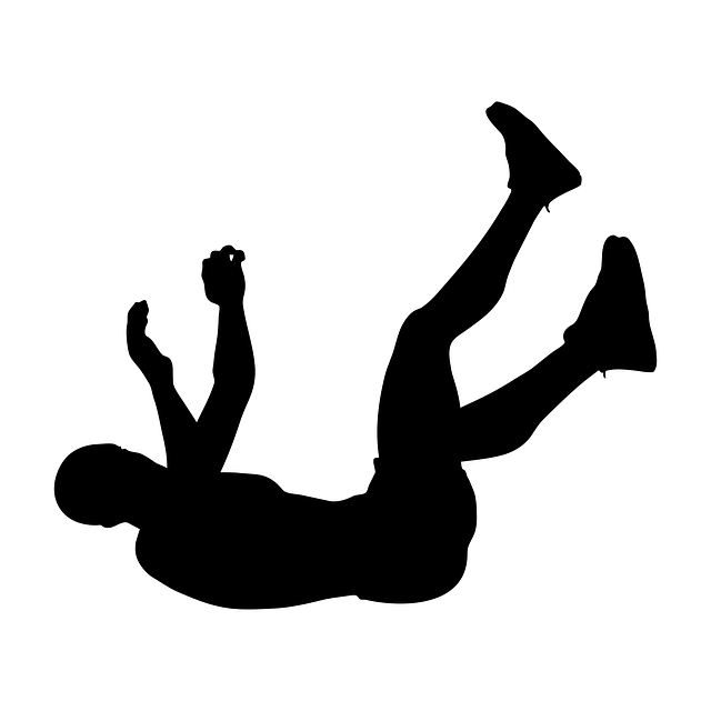 転倒している人物画