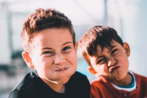 子供が良好な友達関係を築くために親が出来ることとは?介入し過ぎはNG!のイメージ
