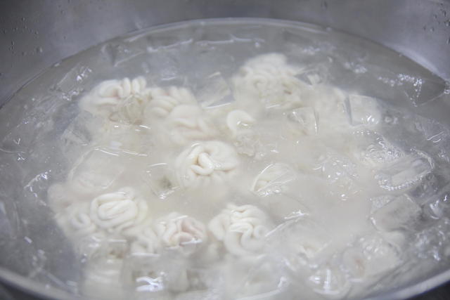 氷水に浸けた白子