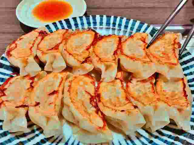 焼き餃子大盛り