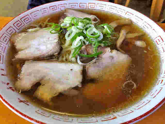 すがい食堂のラーメン