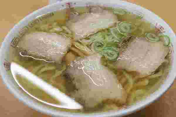 坂内食堂のラーメン