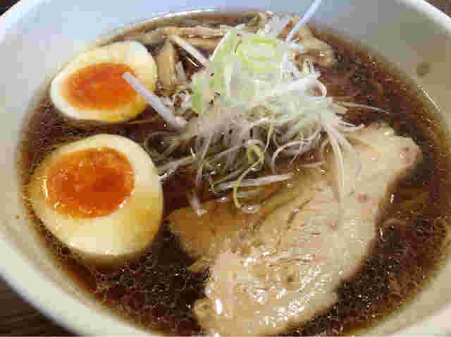 アイバンラーメンの醤油ラーメン